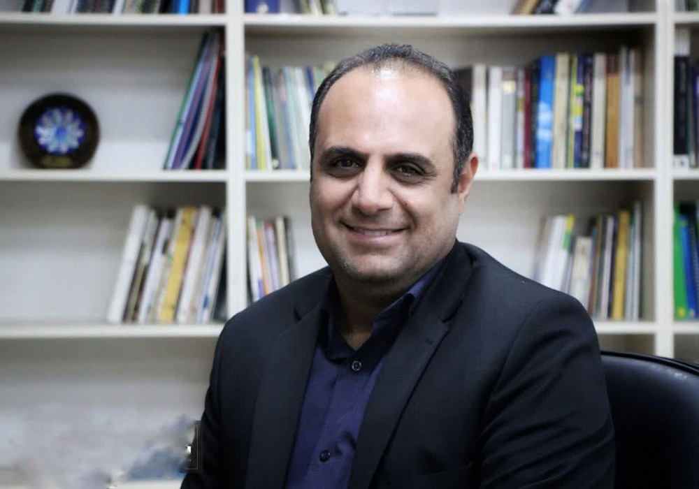 اکبر خدادادی لری- مدیر کل استان کرمان